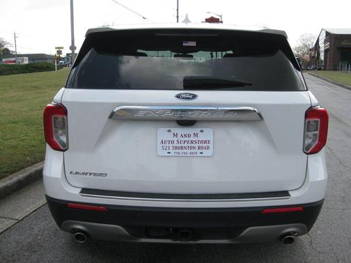 White 2023 Ford Explorer Limited