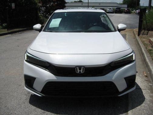 White 2022 Honda Civic EX-L