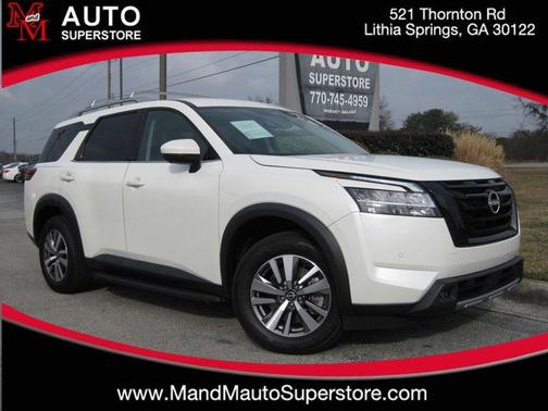2023 Nissan Pathfinder SL