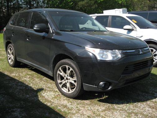 2014 Mitsubishi Outlander SE