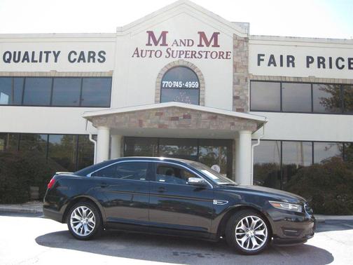 Black 2015 Ford Taurus Limited