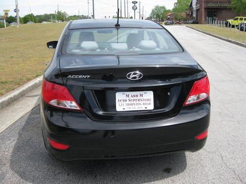 Ultra Black 2016 Hyundai Accent SE