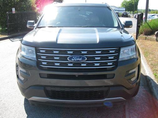 Gray 2016 Ford Explorer Limited
