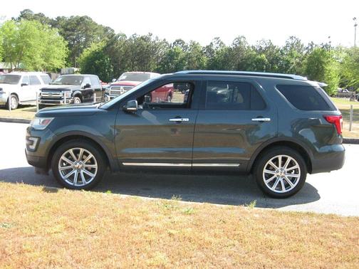 Gray 2016 Ford Explorer Limited