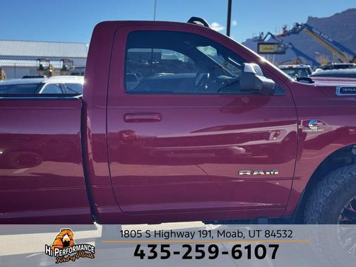 2021 RAM 3500 Big Horn Regular Cab 4x4 8' Box