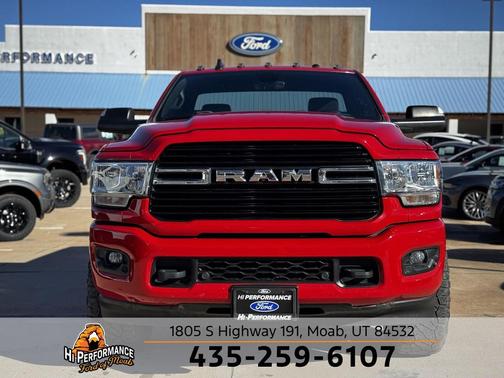 2021 RAM 3500 Big Horn Regular Cab 4x4 8' Box