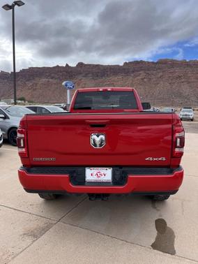 2021 RAM 3500 Big Horn Regular Cab 4x4 8' Box