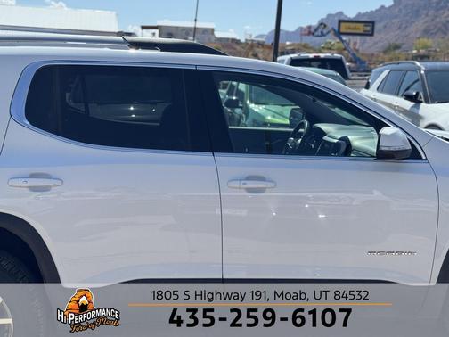 2023 GMC Acadia AWD SLT