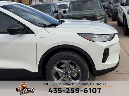 2025 Ford Escape ST-Line