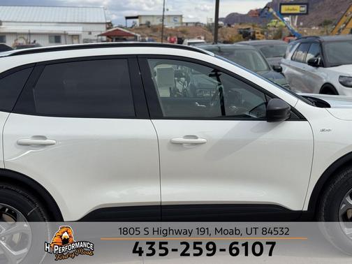 2025 Ford Escape ST-Line