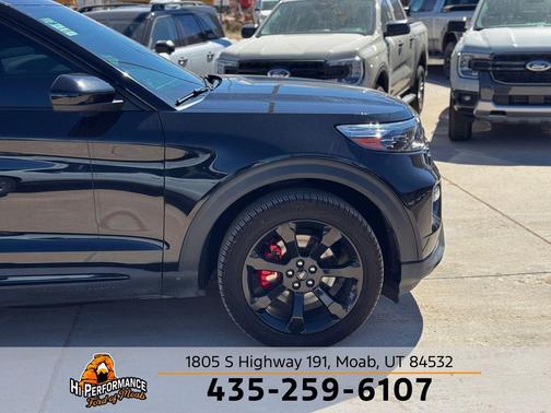 2022 Ford Explorer ST