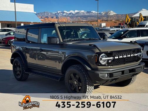 2025 Ford Bronco Outer Banks