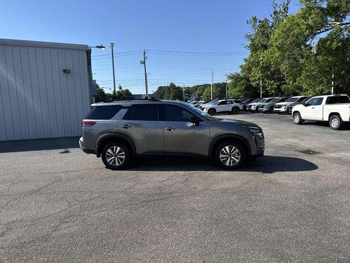 Gun Metallic 2026 Nissan Pathfinder SL