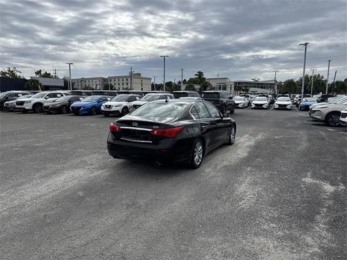 2014 INFINITI Q50 Premium