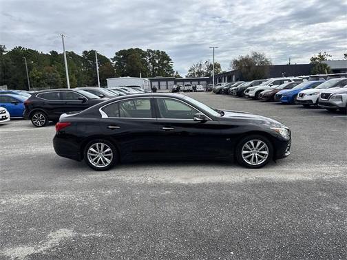2014 INFINITI Q50 Premium