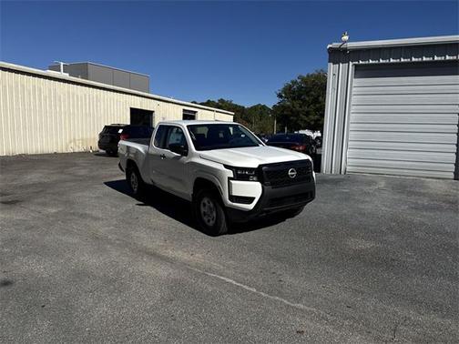 2026 Nissan Frontier S