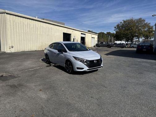 2024 Nissan Versa 1.6 S