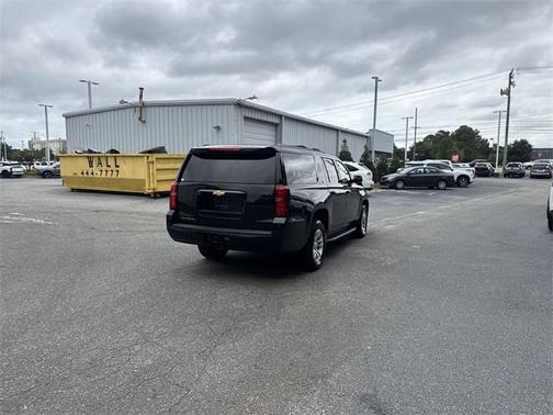 2017 Chevrolet Suburban LT