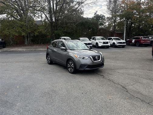 2019 Nissan Kicks SV