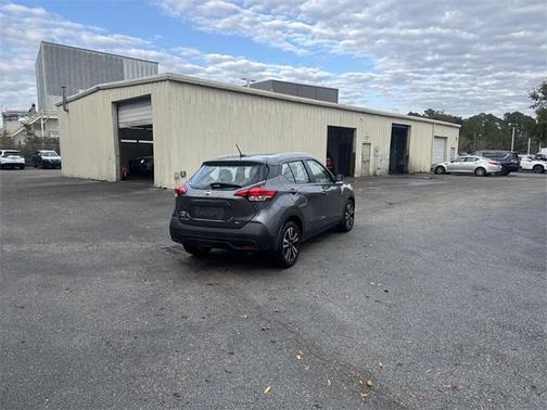 2019 Nissan Kicks SV