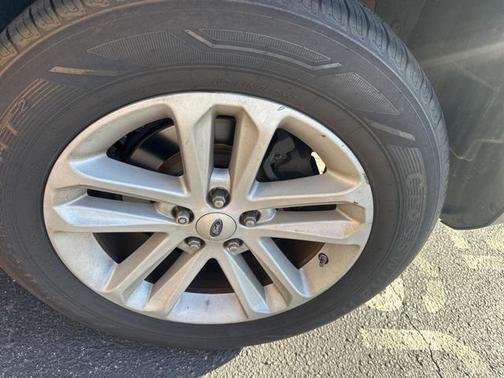 2016 Ford Explorer Base