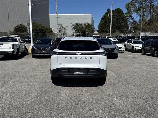 2025 Nissan Murano SL