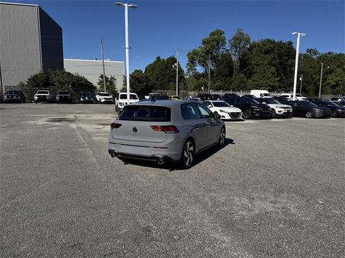 2025 Volkswagen Golf GTI 2.0T S DSG