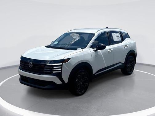 Aspen White Tricoat 2026 Nissan Kicks SR