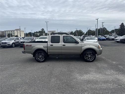 2004 Nissan Frontier XE-V6 Crew Cab