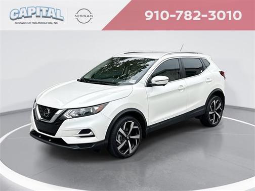 2022 Nissan Rogue Sport SL