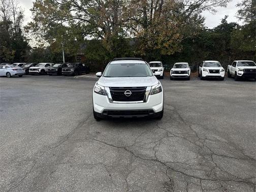 2025 Nissan Pathfinder SV FWD