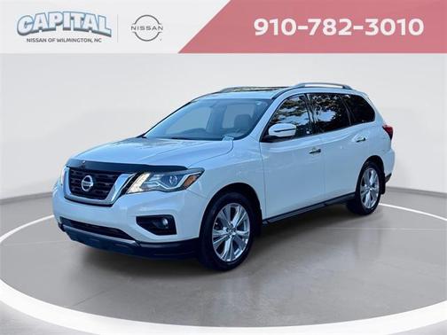 2018 Nissan Pathfinder SL