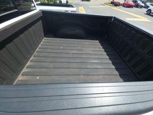 Bright White Clearcoat 2022 RAM 1500 Rebel
