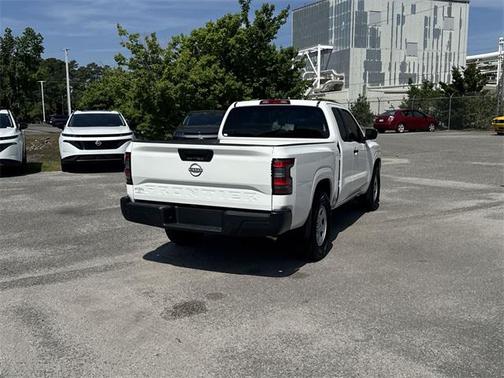 2025 Nissan Frontier S