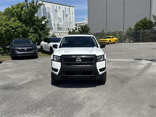 2025 Nissan Frontier S