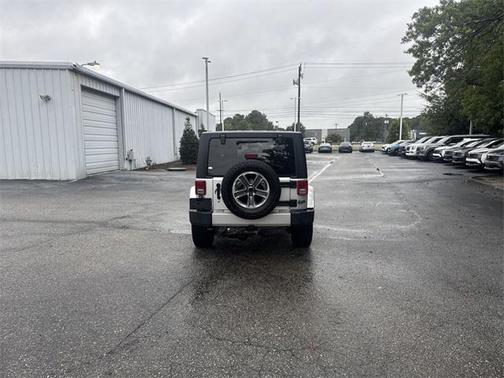 2011 Jeep Wrangler Sahara