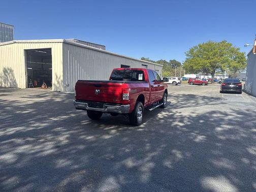 2022 RAM 2500 Tradesman Crew Cab 4x4 6'4' Box