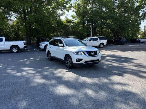 Pearl White 2017 Nissan Pathfinder Platinum