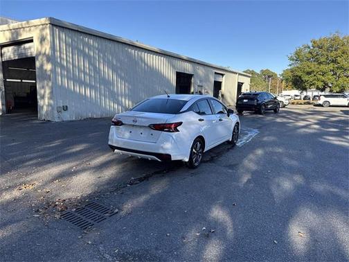 2024 Nissan Versa 1.6 S