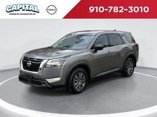 2024 Nissan Pathfinder S FWD