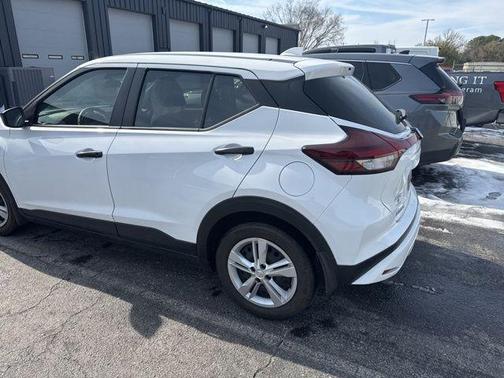 2021 Nissan Kicks S