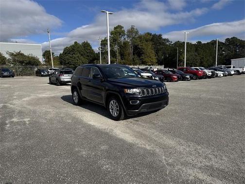 2021 Jeep Grand Cherokee Laredo