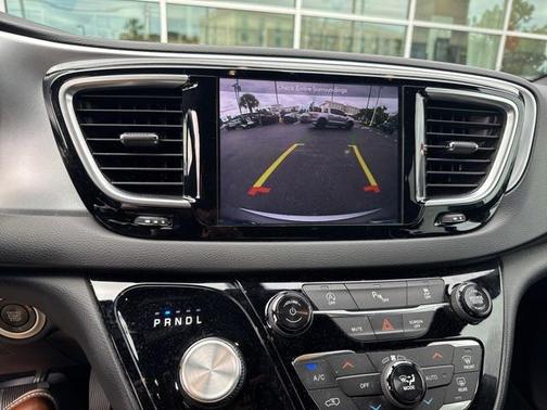 2019 Chrysler Pacifica Touring Plus