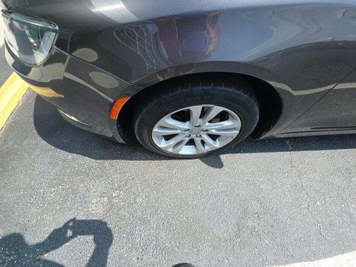 Granite Crystal Metallic Clearcoat 2015 Chrysler 200 Limited