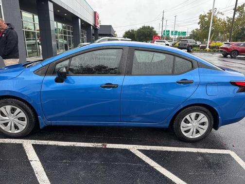 2022 Nissan Versa 1.6 S