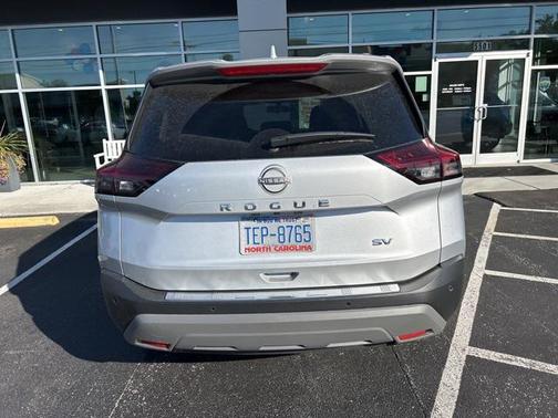 2022 Nissan Rogue SV