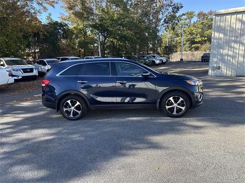 2017 Kia Sorento EX