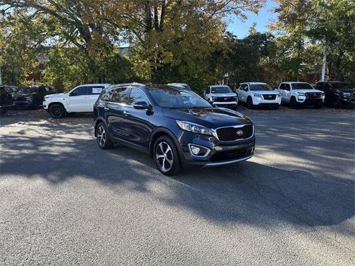 2017 Kia Sorento EX