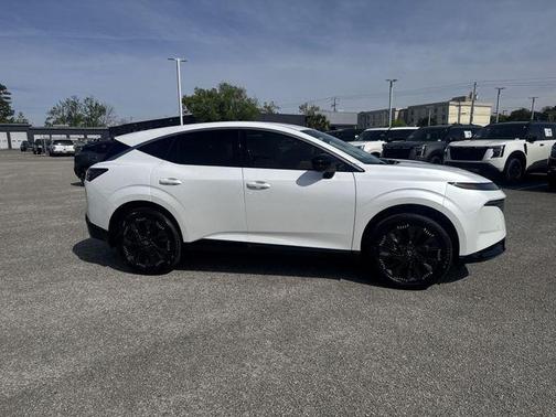 Everest White Pearl Tricoat 2026 Nissan Murano Platinum