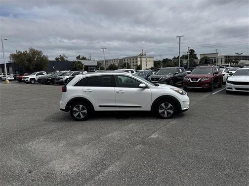 2018 Kia Niro LX